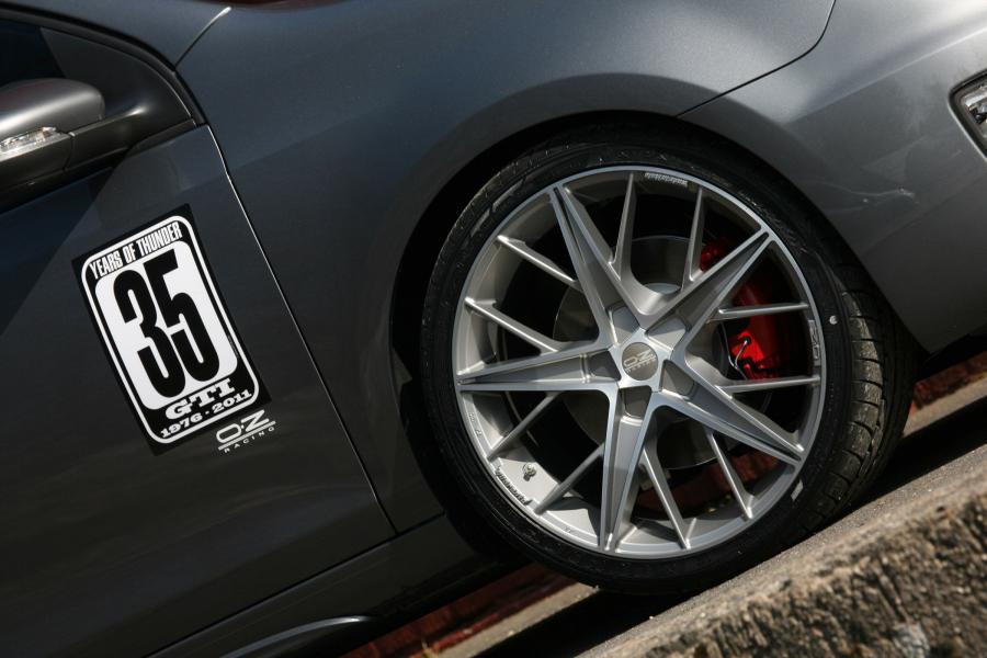  Volkswagen Golf GTi by GTi35.com 2011 года  (фото 17 из 18)